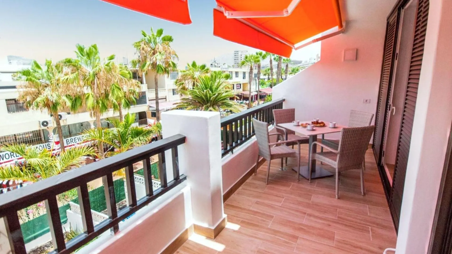 Elegant Apartment With Mountain View In Playa De La Americas 60 Sqm Shared Pool Playa de las Américas
